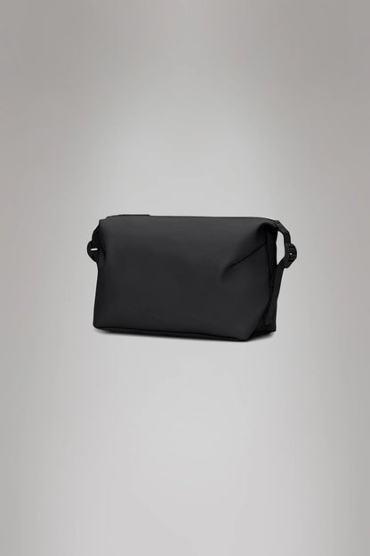 RAINS // Hilo Wash Bag BLACK