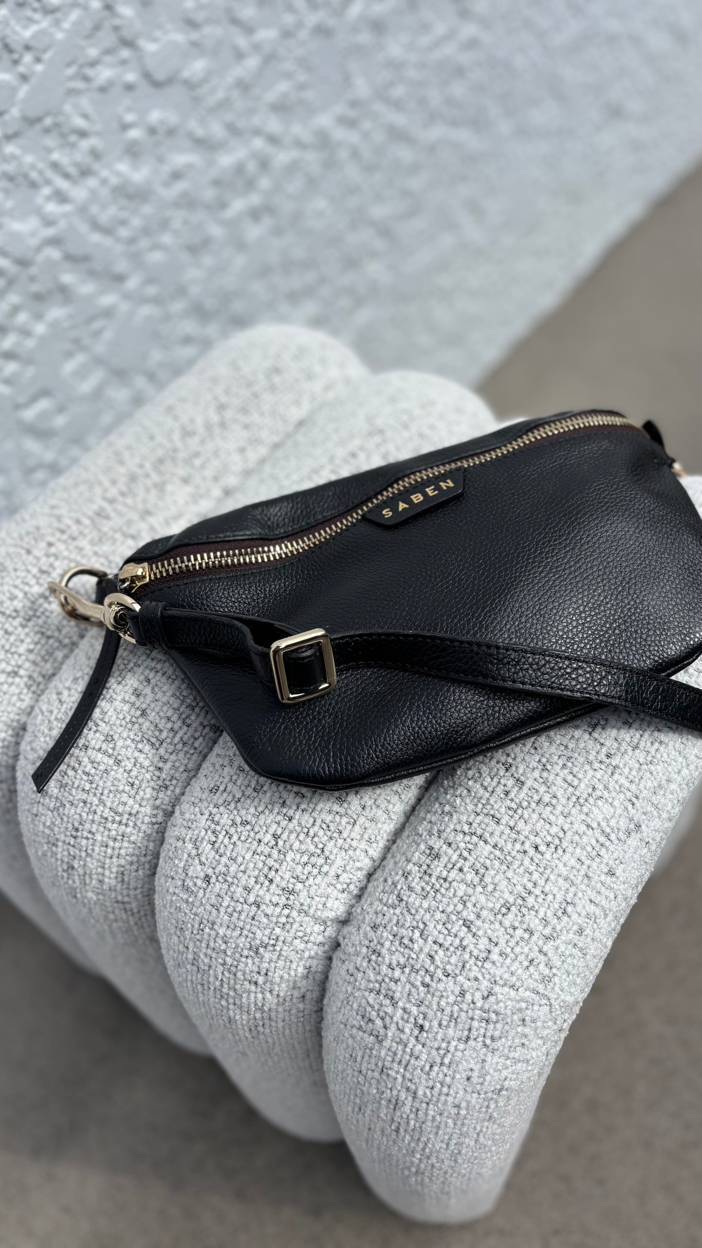 PRE-LOVED // SABEN Crossbody Bag BLACK