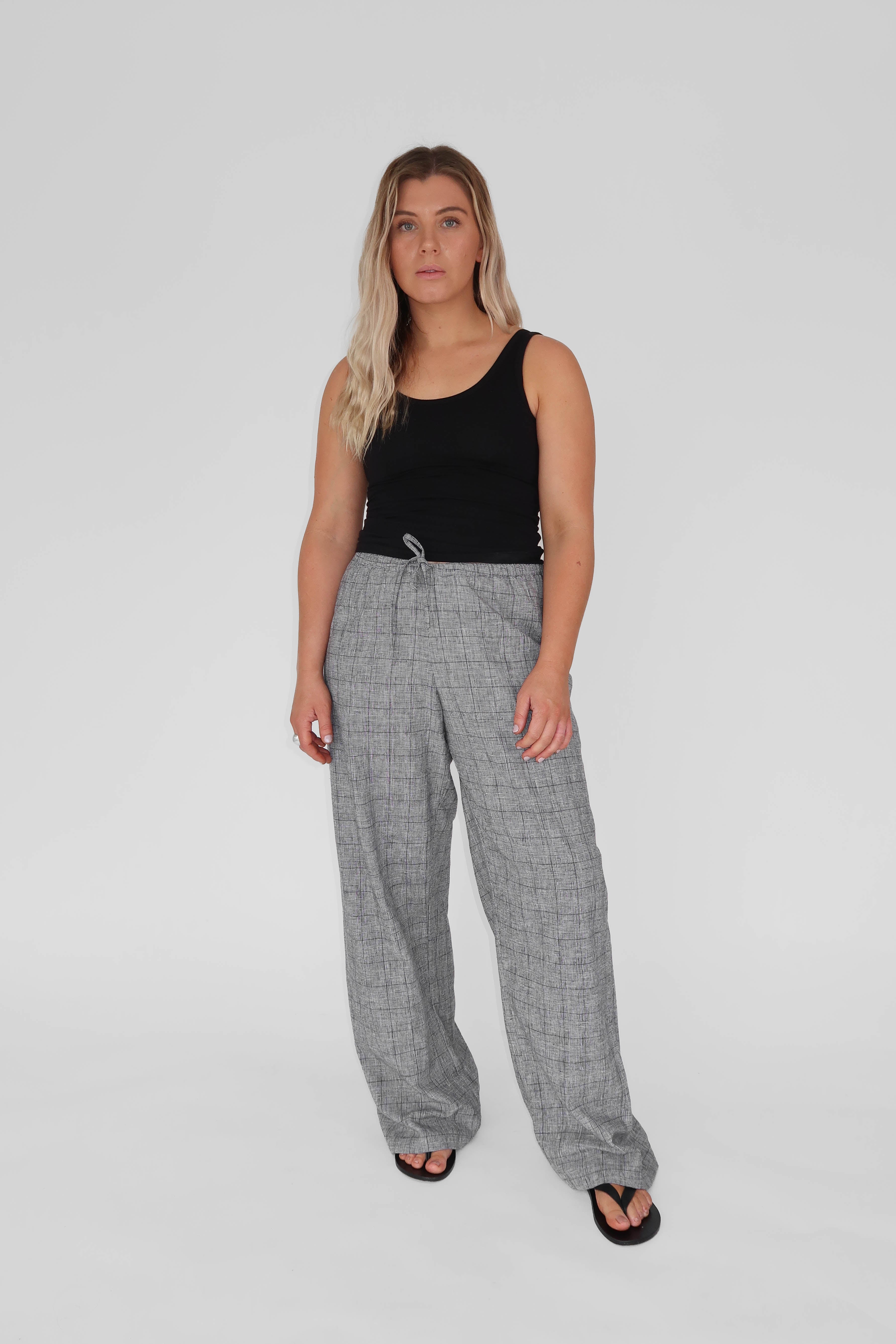 BEIGED // Check Pants