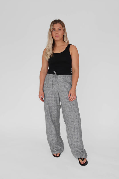 BEIGED // Check Pants