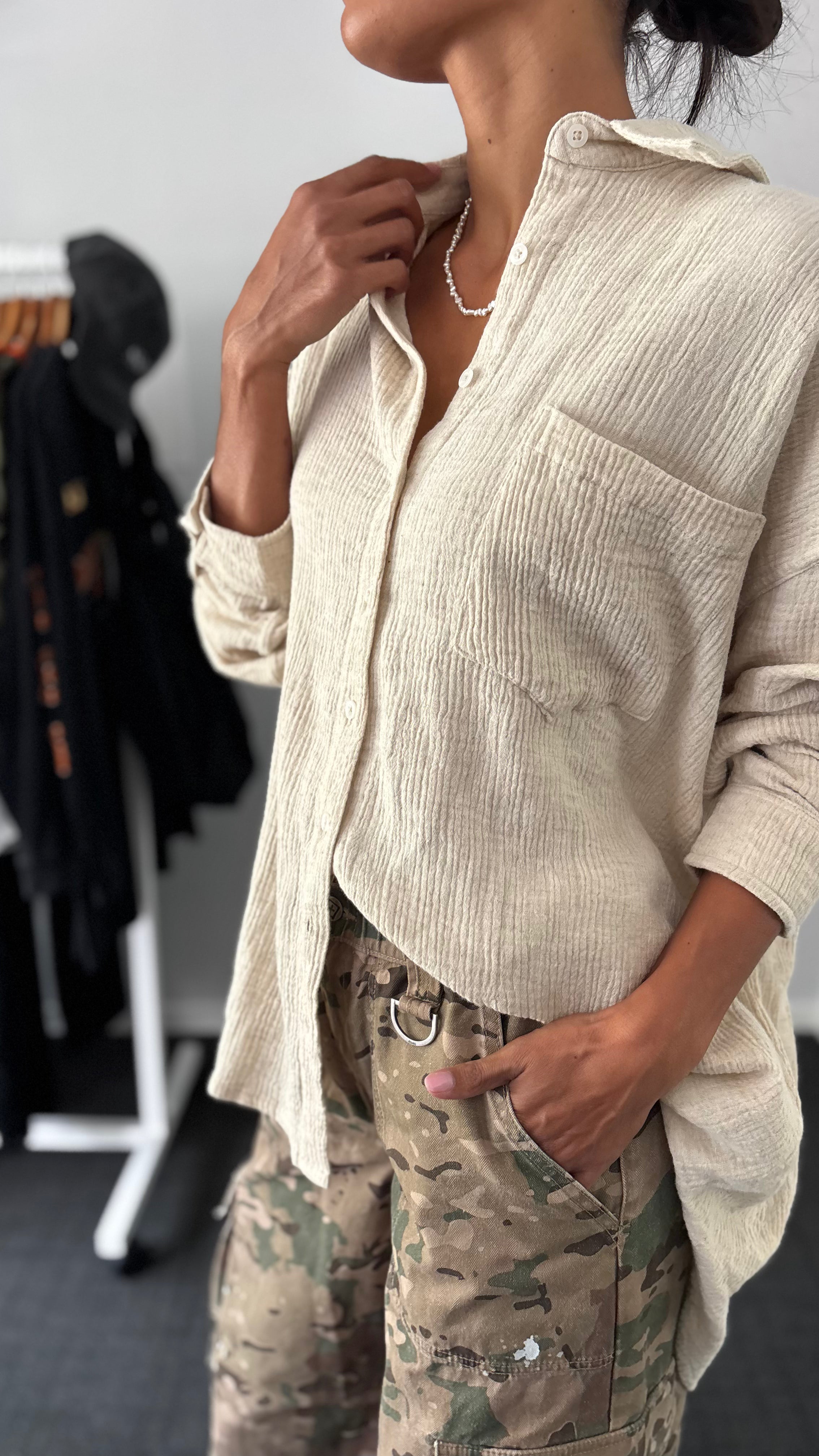 PRE-LOVED // BEIGED Everyday Shirt