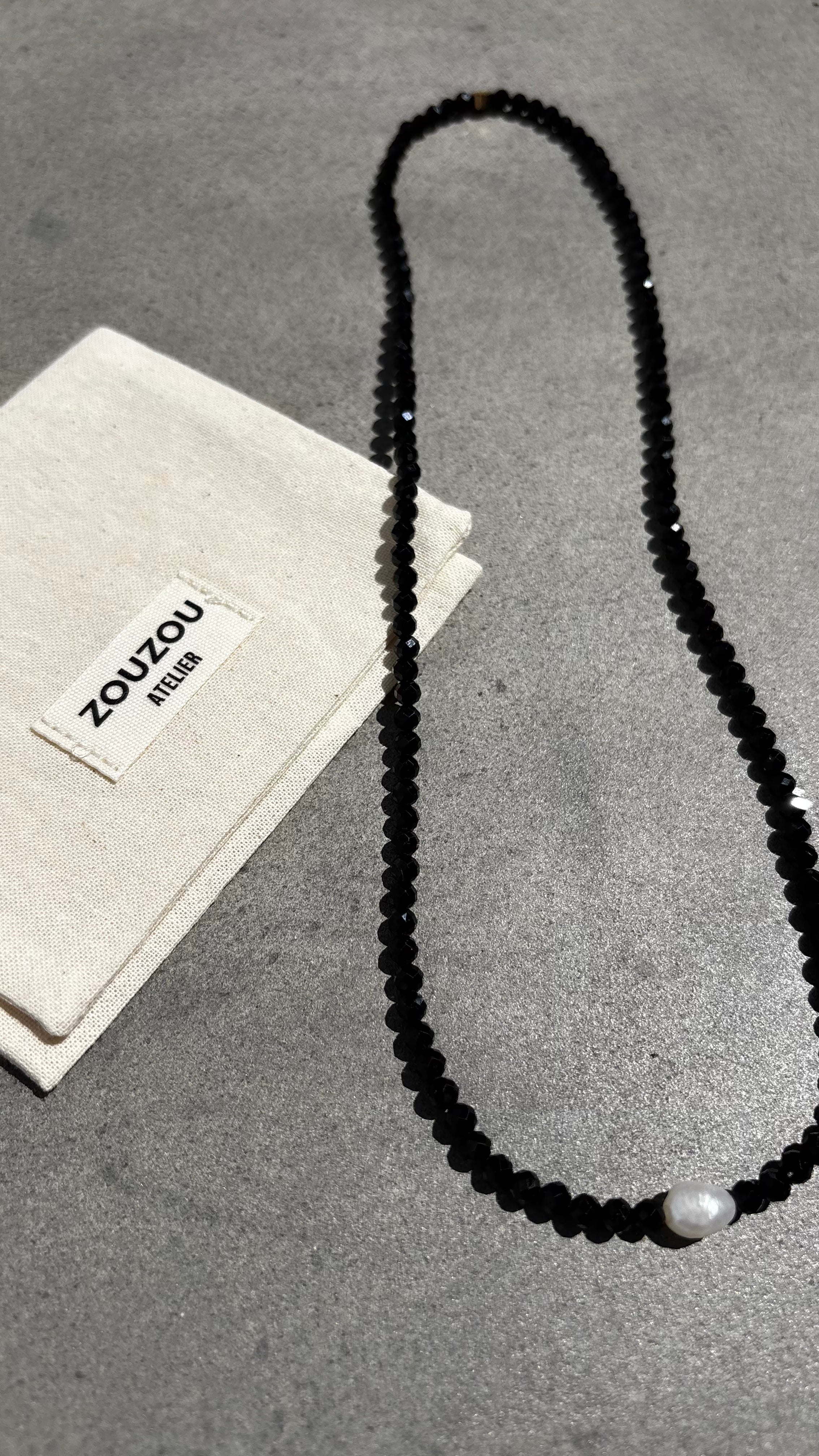 Black Spinel / Freshwater Pearl Necklace