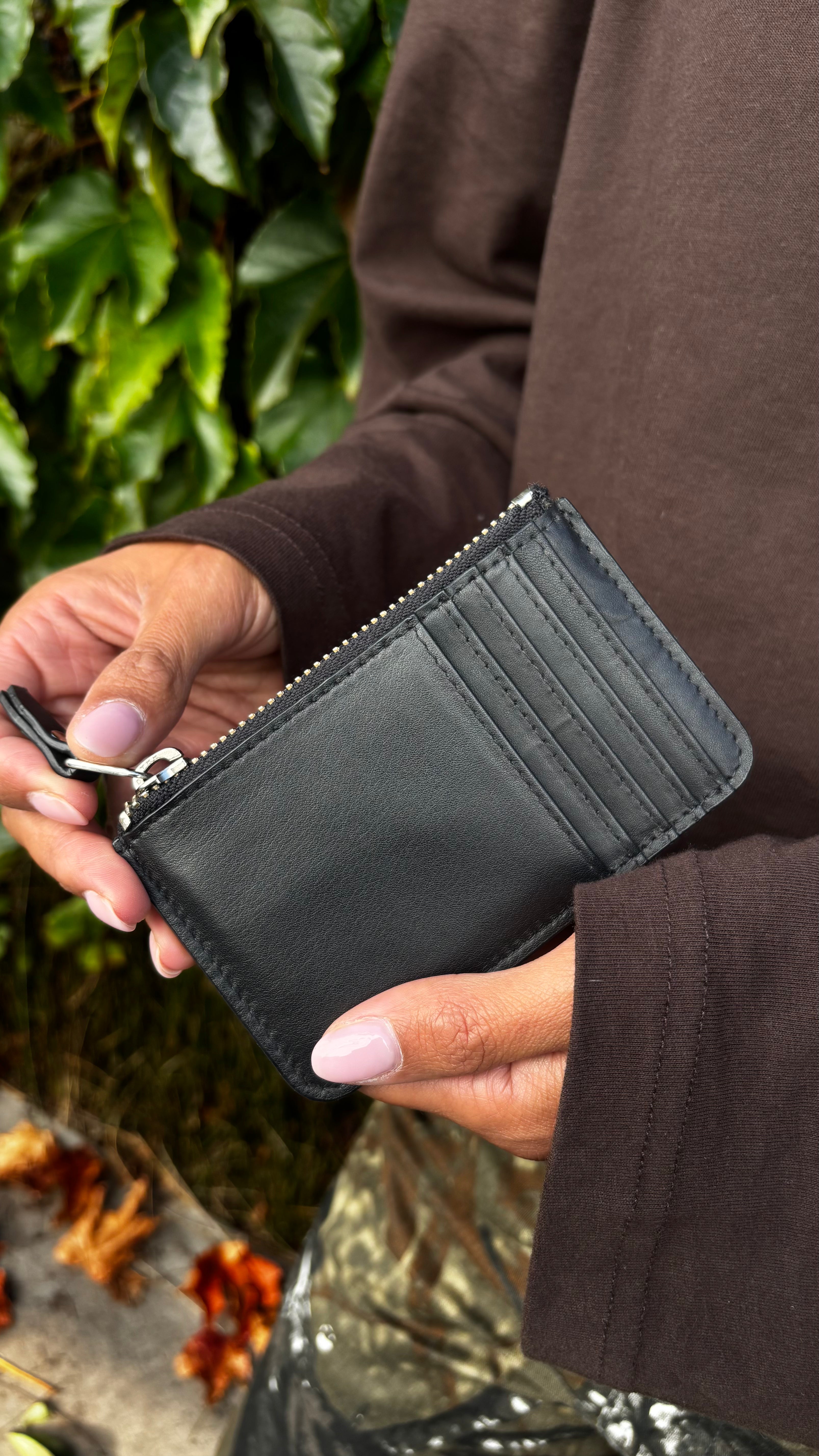 PRE-LOVED // STOLEN Leather Deluxe Card Holder