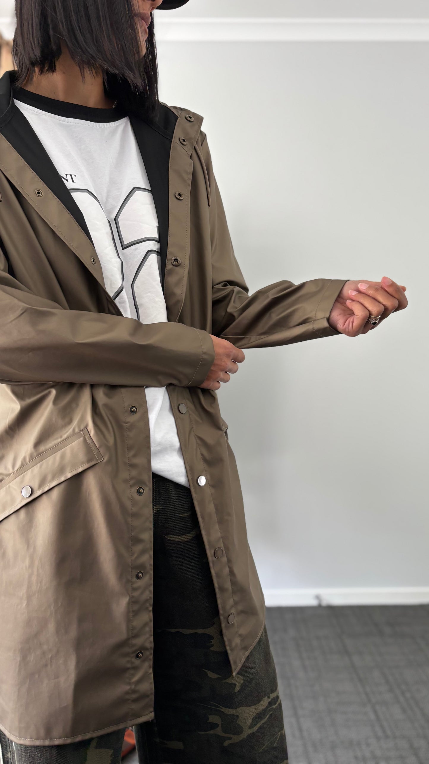 PRE-LOVED // RAINS Unisex Long Jacket BRONZE