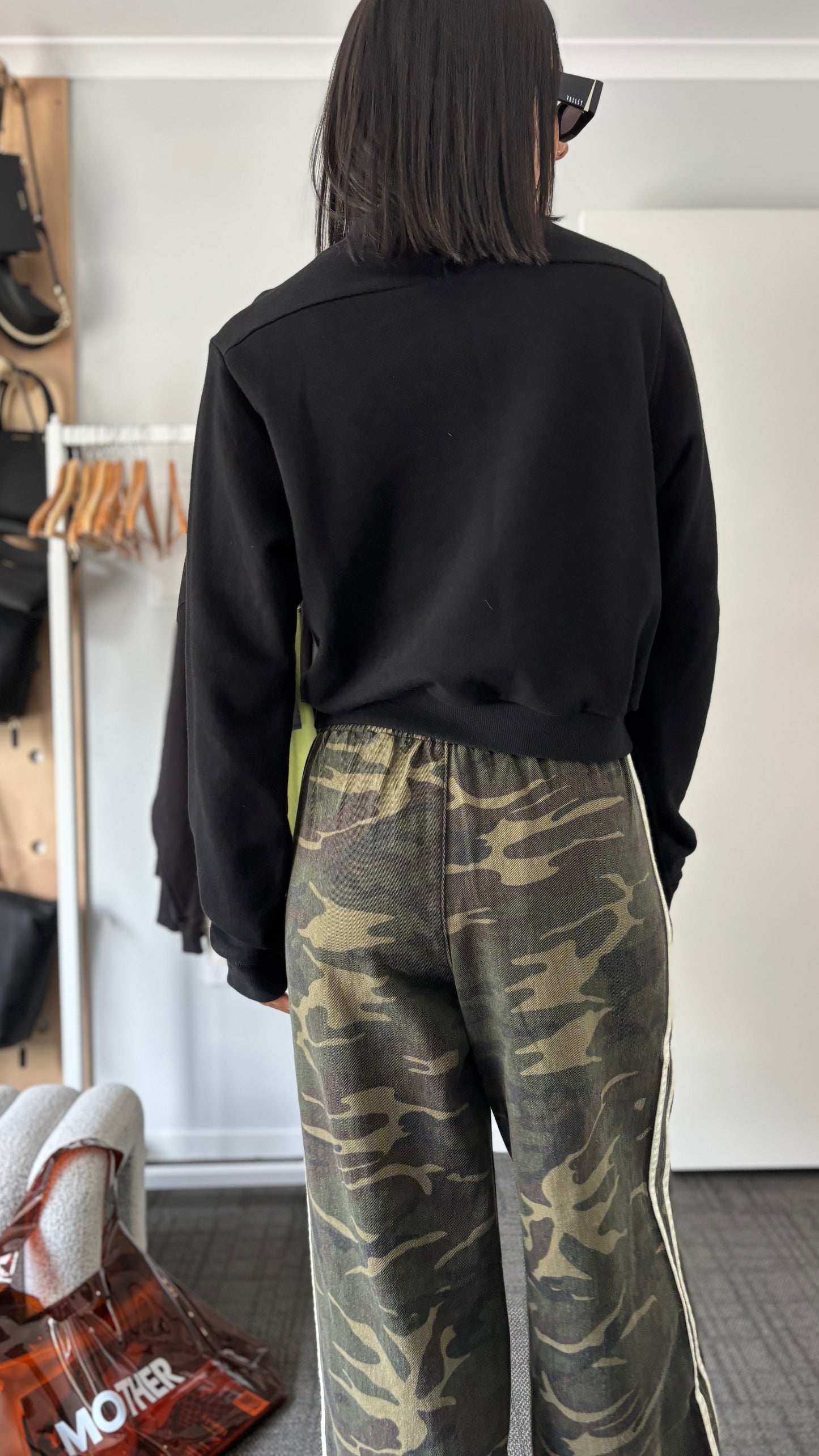 PRE-LOVED // SGC Crop Sweater BLACK
