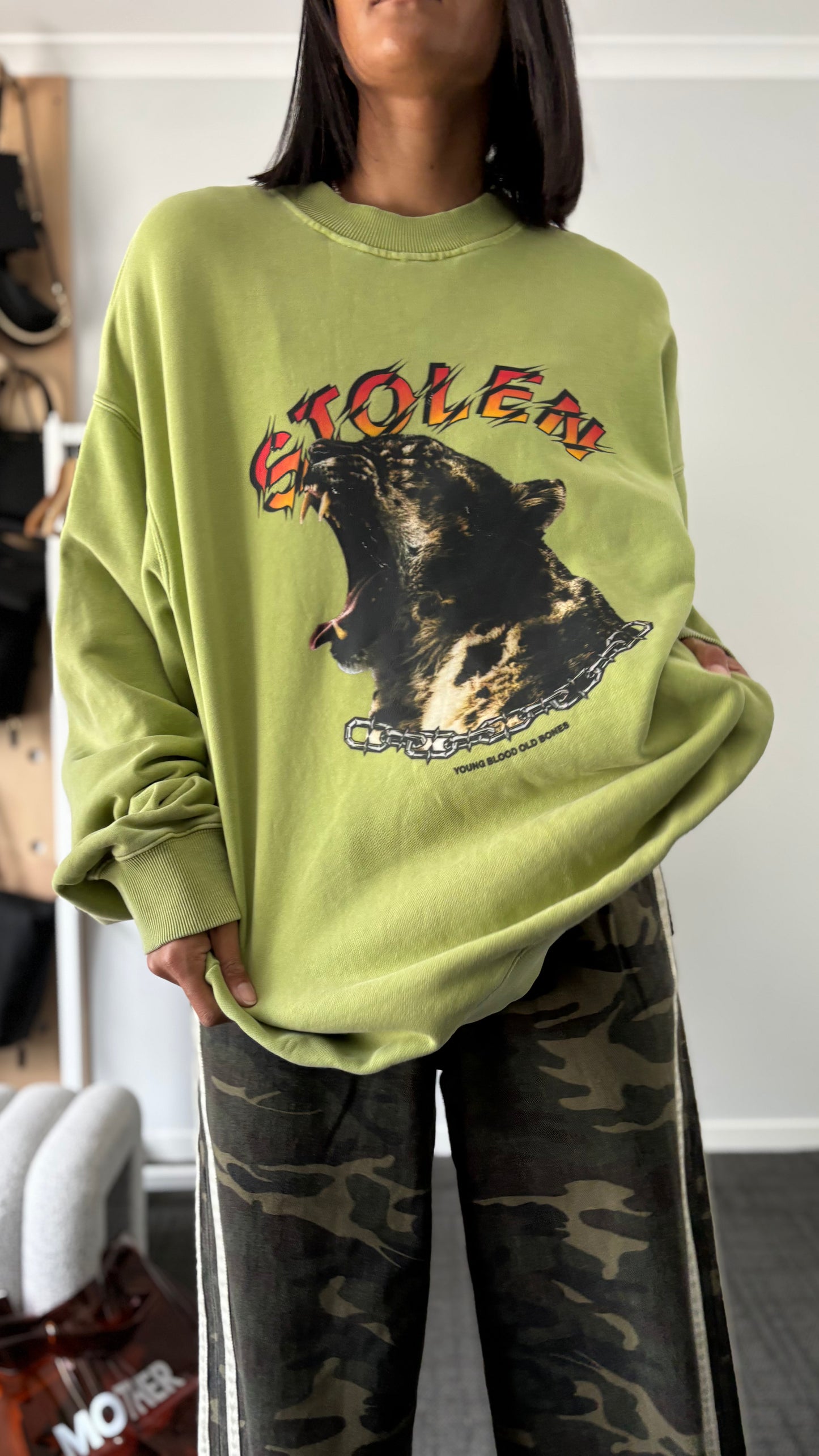 PRE-LOVED // SGC Young Blood Crew AVOCADO