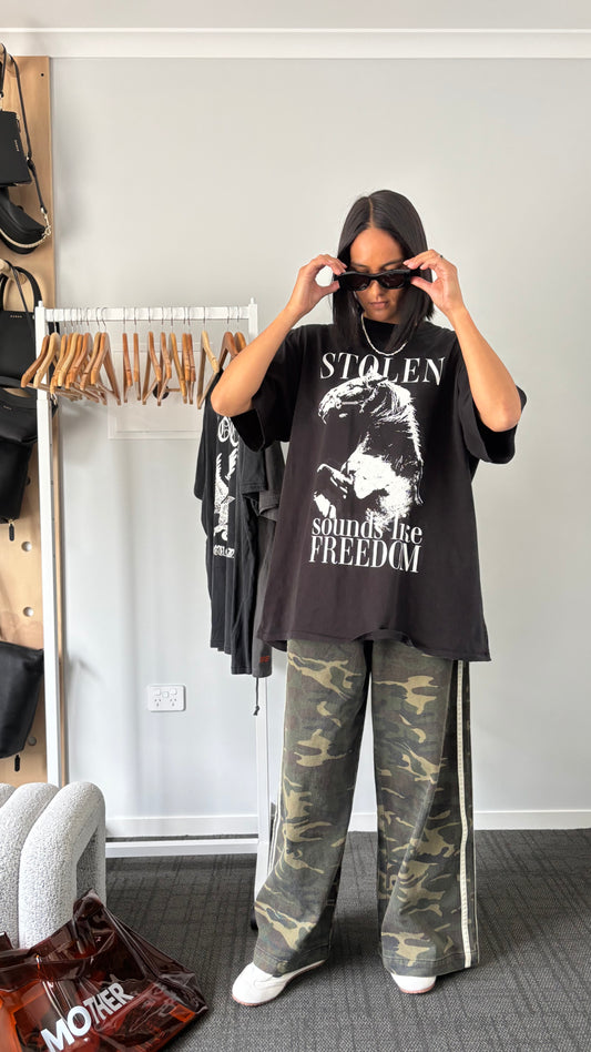PRE-LOVED // SGC Free Rein Tee BLACK