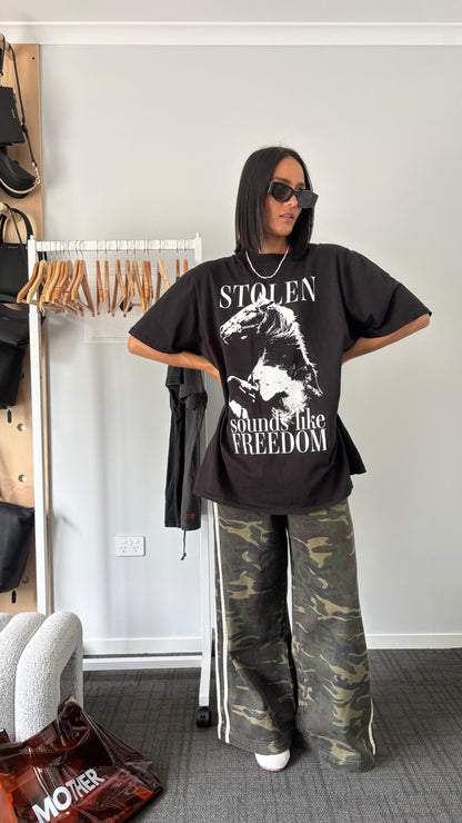 PRE-LOVED // SGC Free Rein Tee BLACK