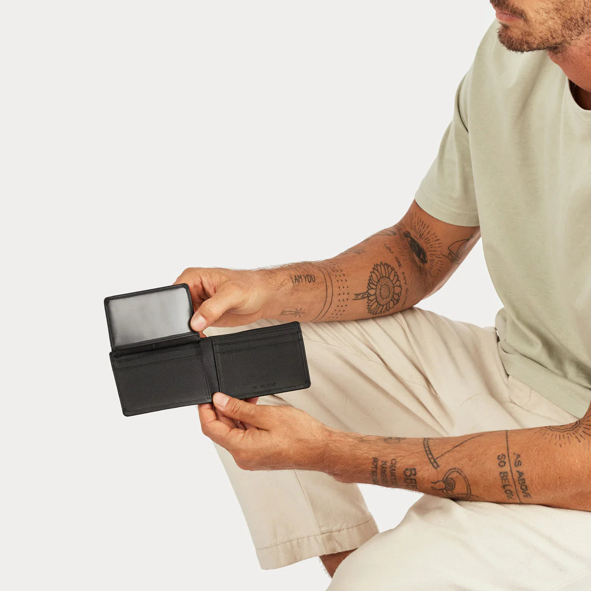 STATUS ANXIETY // Jonah Wallet BLACK