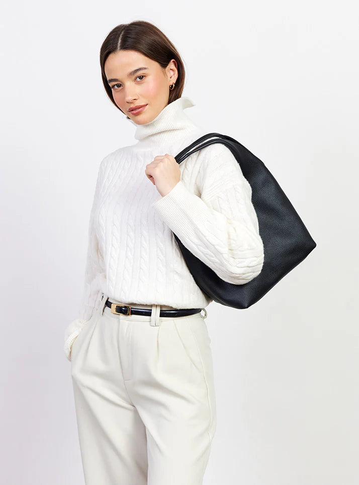 Kiki Shoulder Bag BLACK LIGHTLY MILLED