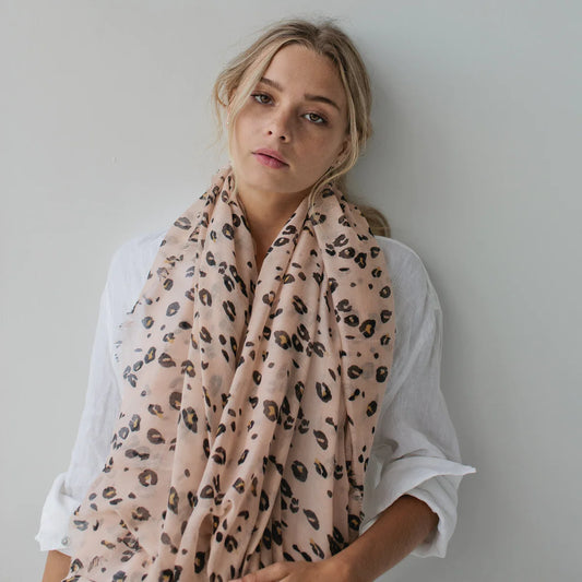 S O P H I E // Maxi Scarf LEOPARD BLUSH