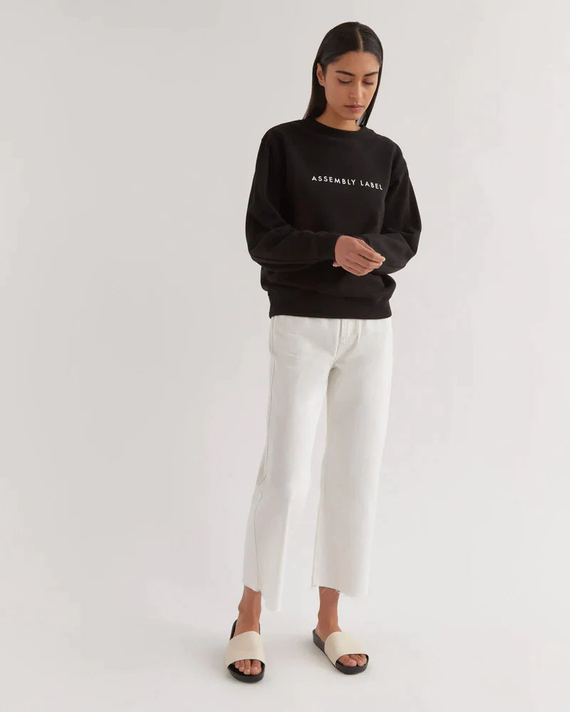 ASSEMBLY LABEL // Logo Fleece TRUE BLACK