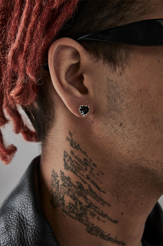 SGC // Love Claw Earring ONYX