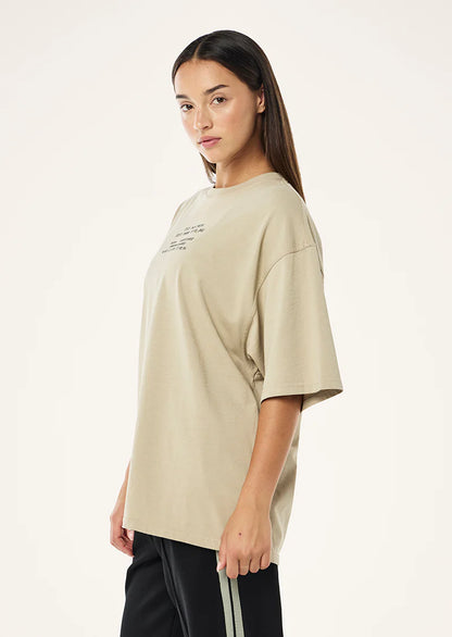 P.E NATION // Lamont Tee WASHED BISCUIT