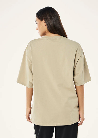 P.E NATION // Lamont Tee WASHED BISCUIT