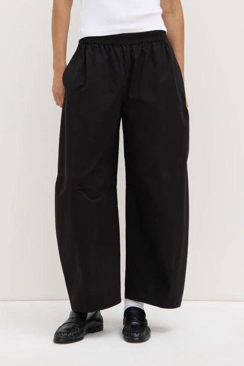ASSEMBLY LABEL // Lola Barrel Pant BLACK