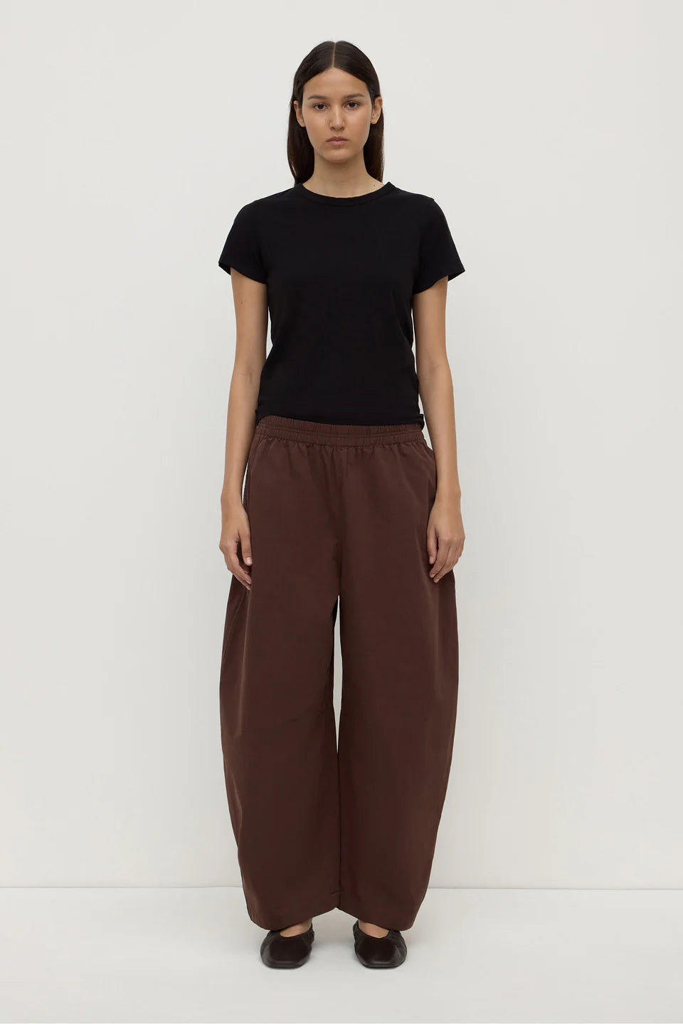 ASSEMBLY LABEL // Lola Barrel Pant GANACHE