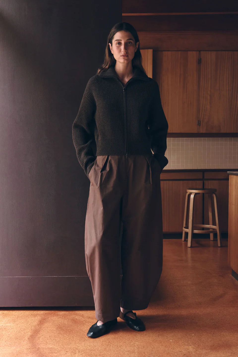 ASSEMBLY LABEL // Lola Barrel Pant GANACHE
