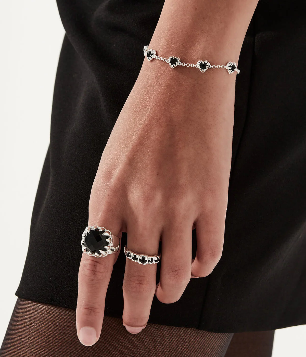 SGC // Love Claw Infinity Chain Bracelet