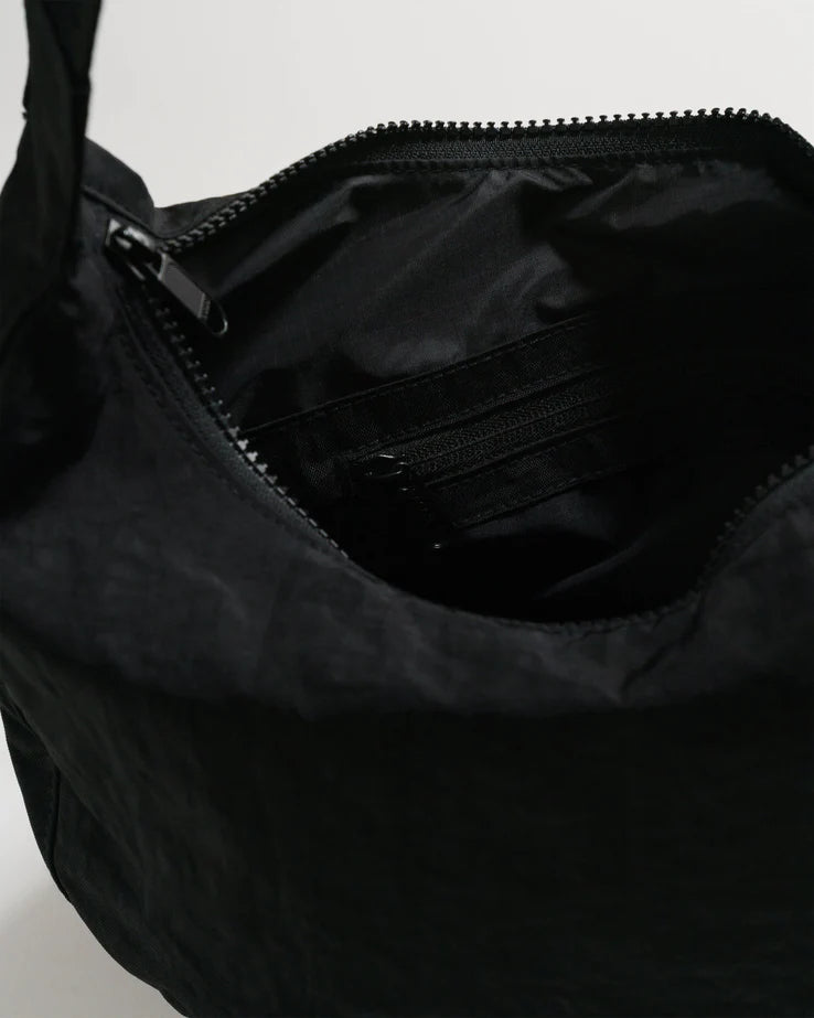 BAGGU // MEDIUM Nylon Crescent Bag BLACK