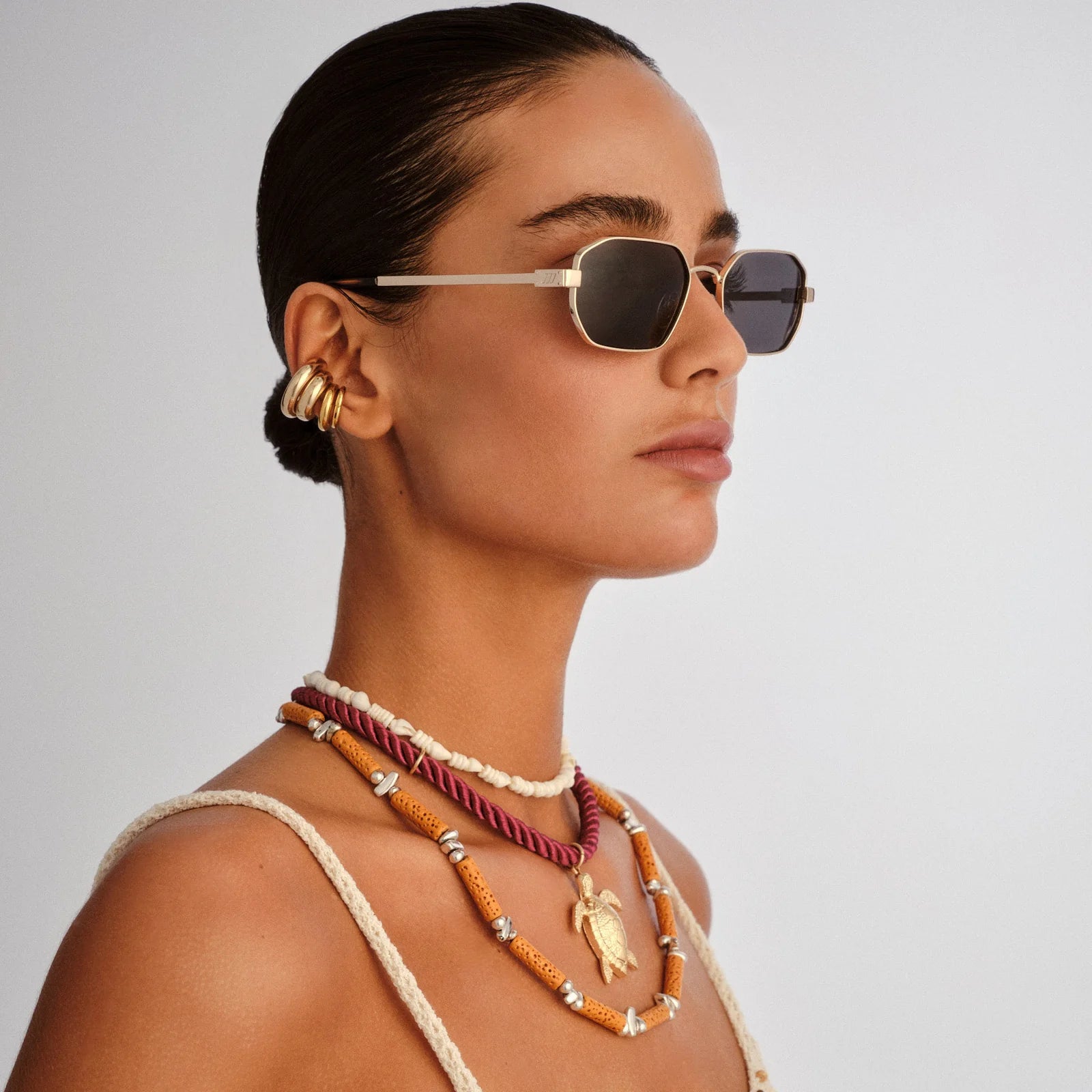 LE SPECS // Mythic GOLD