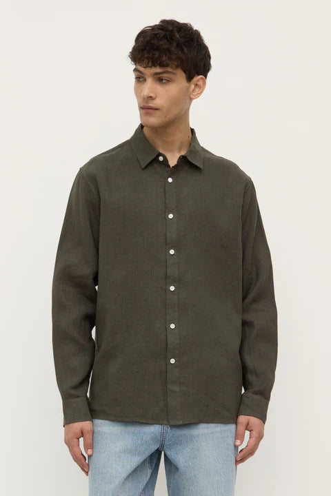 ASSEMBLY LABEL // Everyday Mens Linen Shirt SORREL
