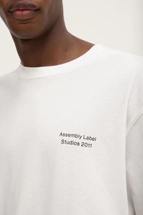 ASSEMBLY LABEL // Mens Origin Logo Tee ANTIQUE WHITE