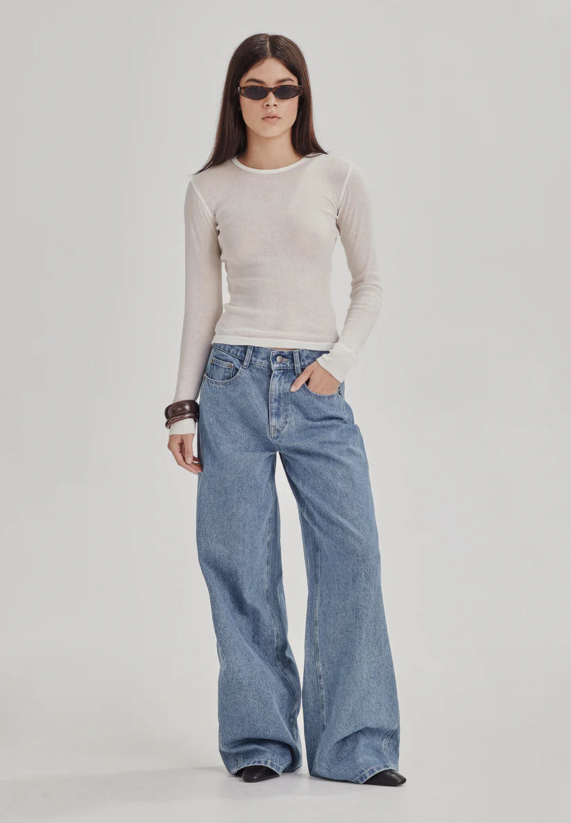 COMMONERS // Womens Volume Jean MID BLUE RINSE