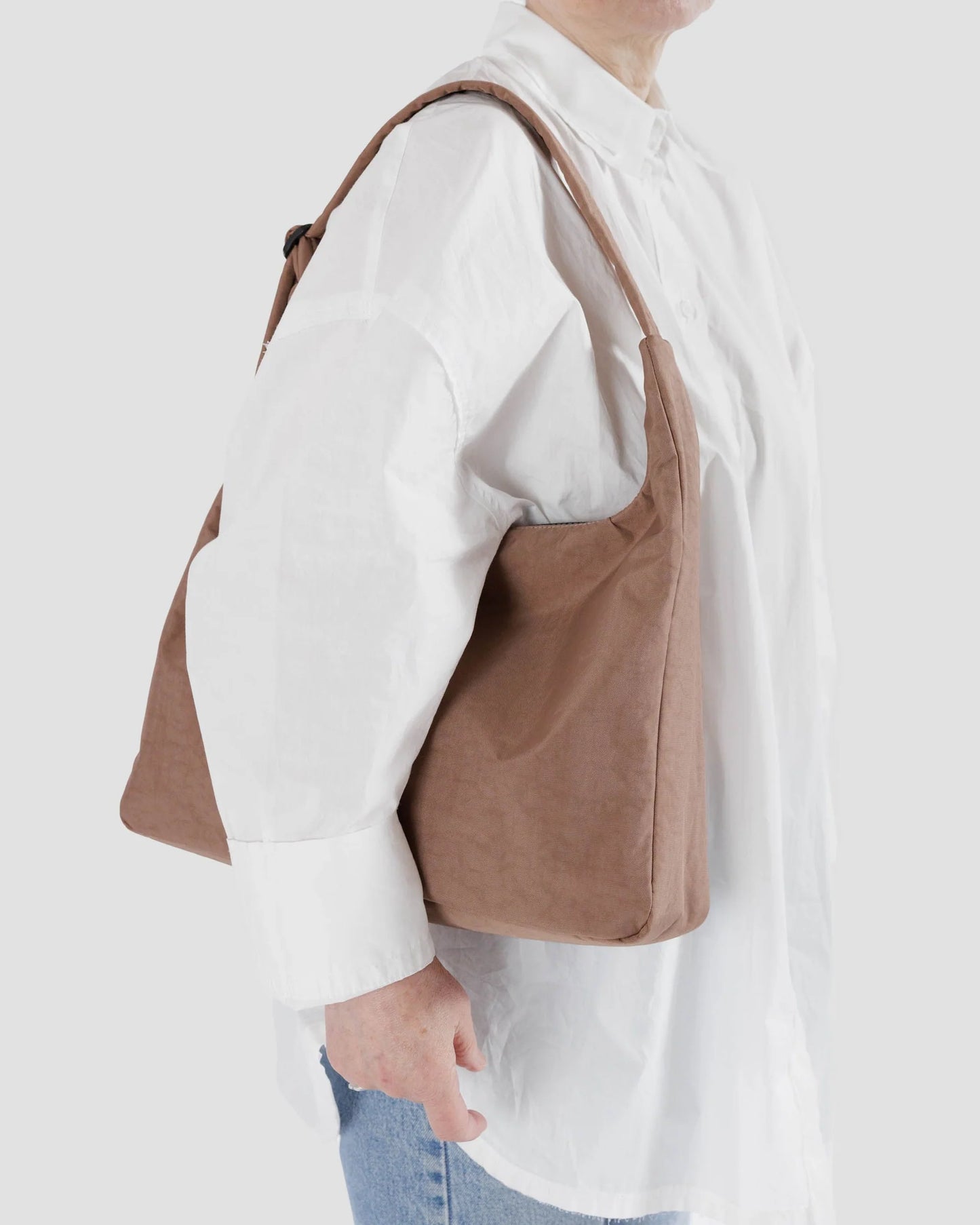 BAGGU // Nylon Shoulder Bag COCOA