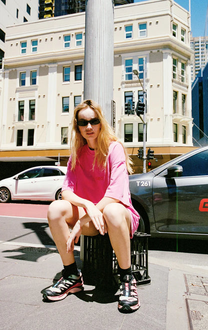 SSAINT // No Vacancy Tee ACID WASH DARK PINK