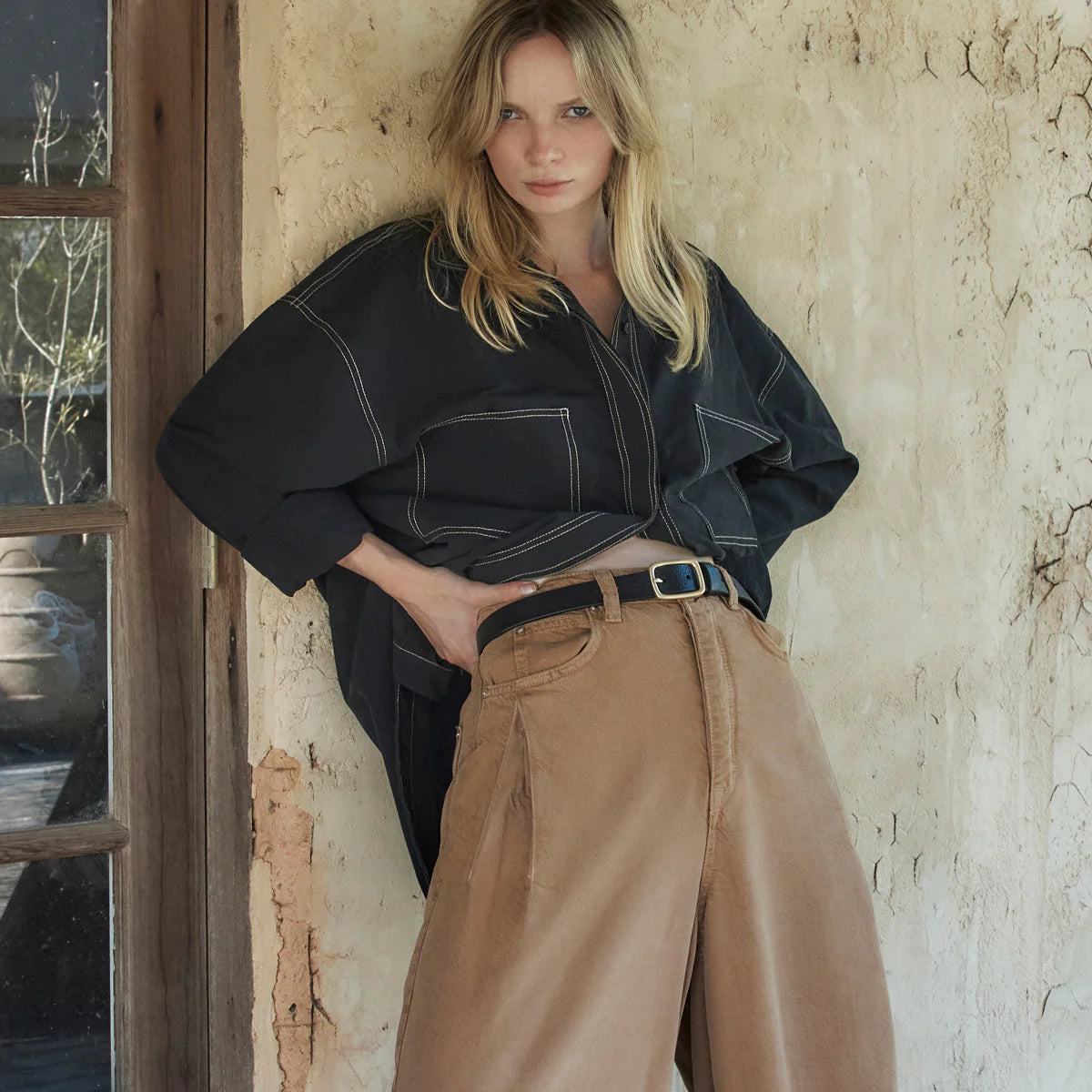 STATUS ANXIETY // Nobody's Fault BLACK/GOLD