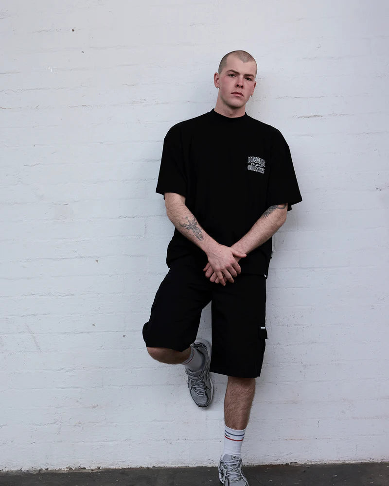 WNDRR // Outlaws Heavy Weight Tee BLACK