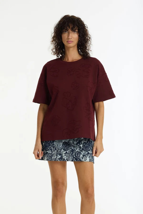 Off Duty Flora Tee BURGUNDY