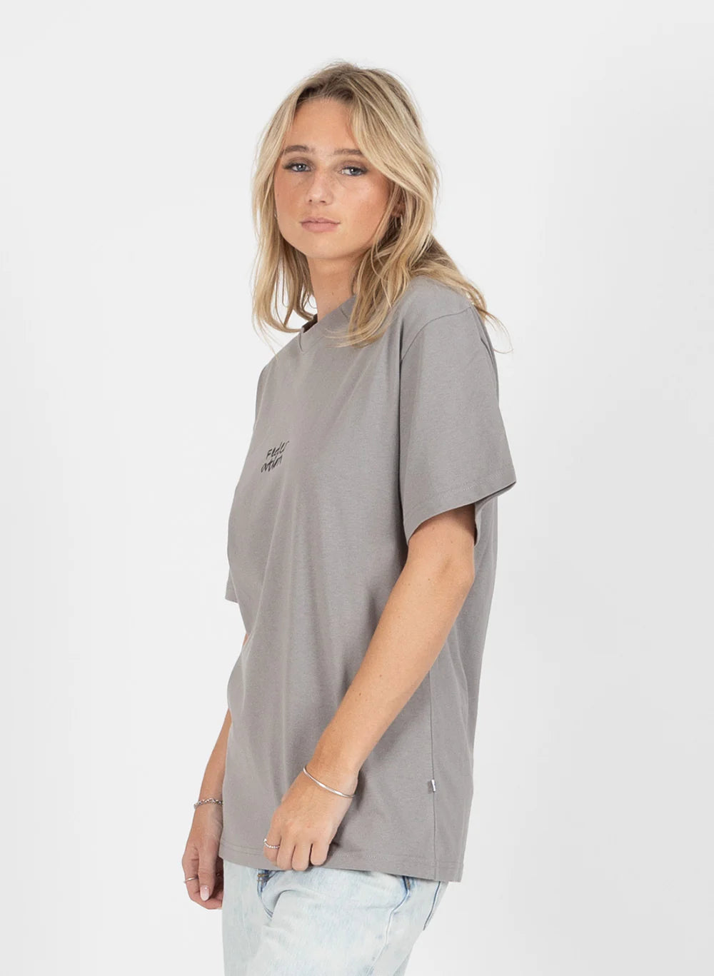 FEDERATION // Our Tee Crayon CONCRETE