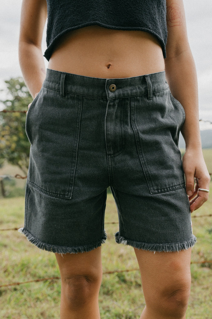 Overland Shorts WASHED BLACK DENIM