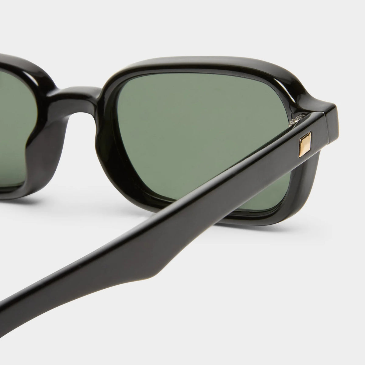Pilferer BLACK