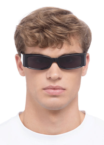 LE SPECS x AFENDS // Pretense BLACK