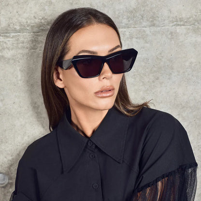 VALLEY // Piaf GLOSS BLACK w. SILVER METAL / BLACK LENS