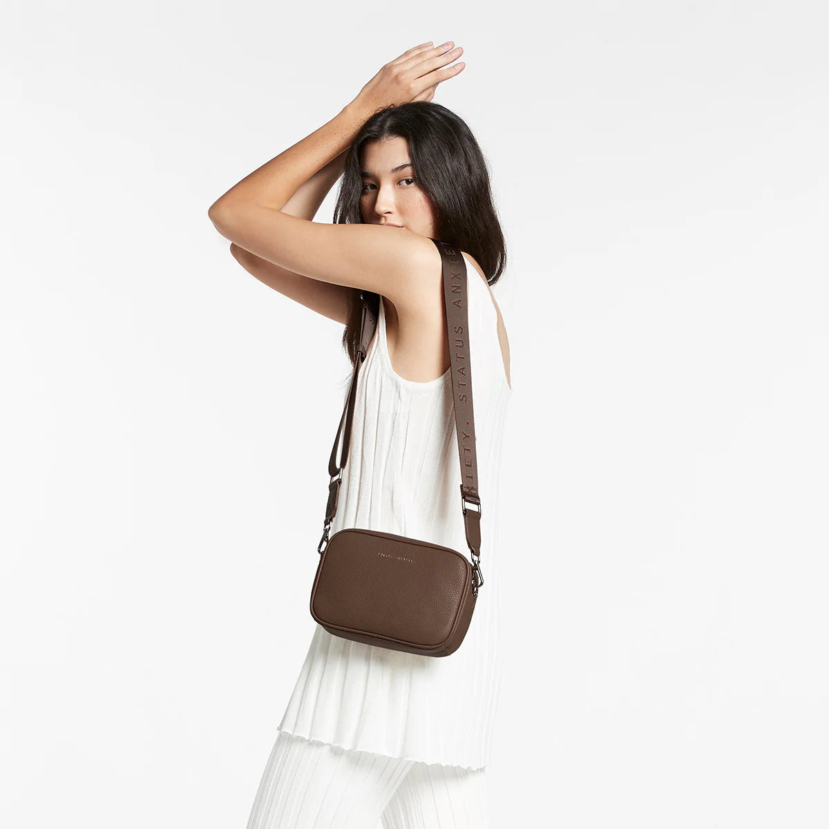 STATUS ANXIETY // Plunder With Webbed Strap Bag COCOA