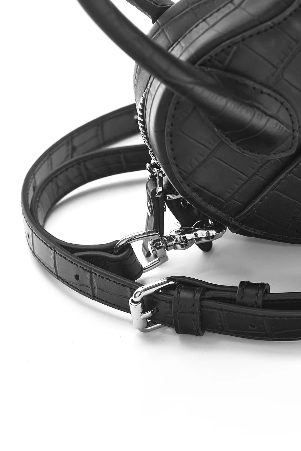 STOLEN GIRLFRIENDS CLUB // Rebellious Heart Bag BLACK