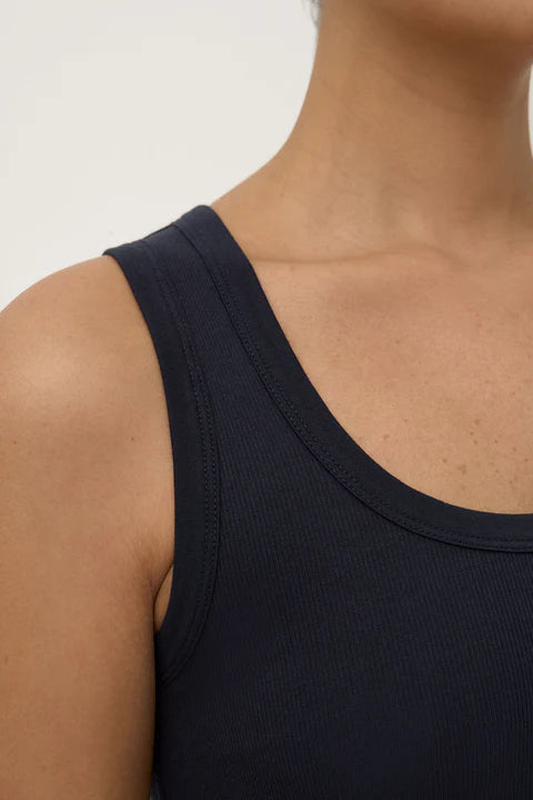 ASSEMBLY LABEL // Robyn Scoop Neck Rib Tank TRUE NAVY