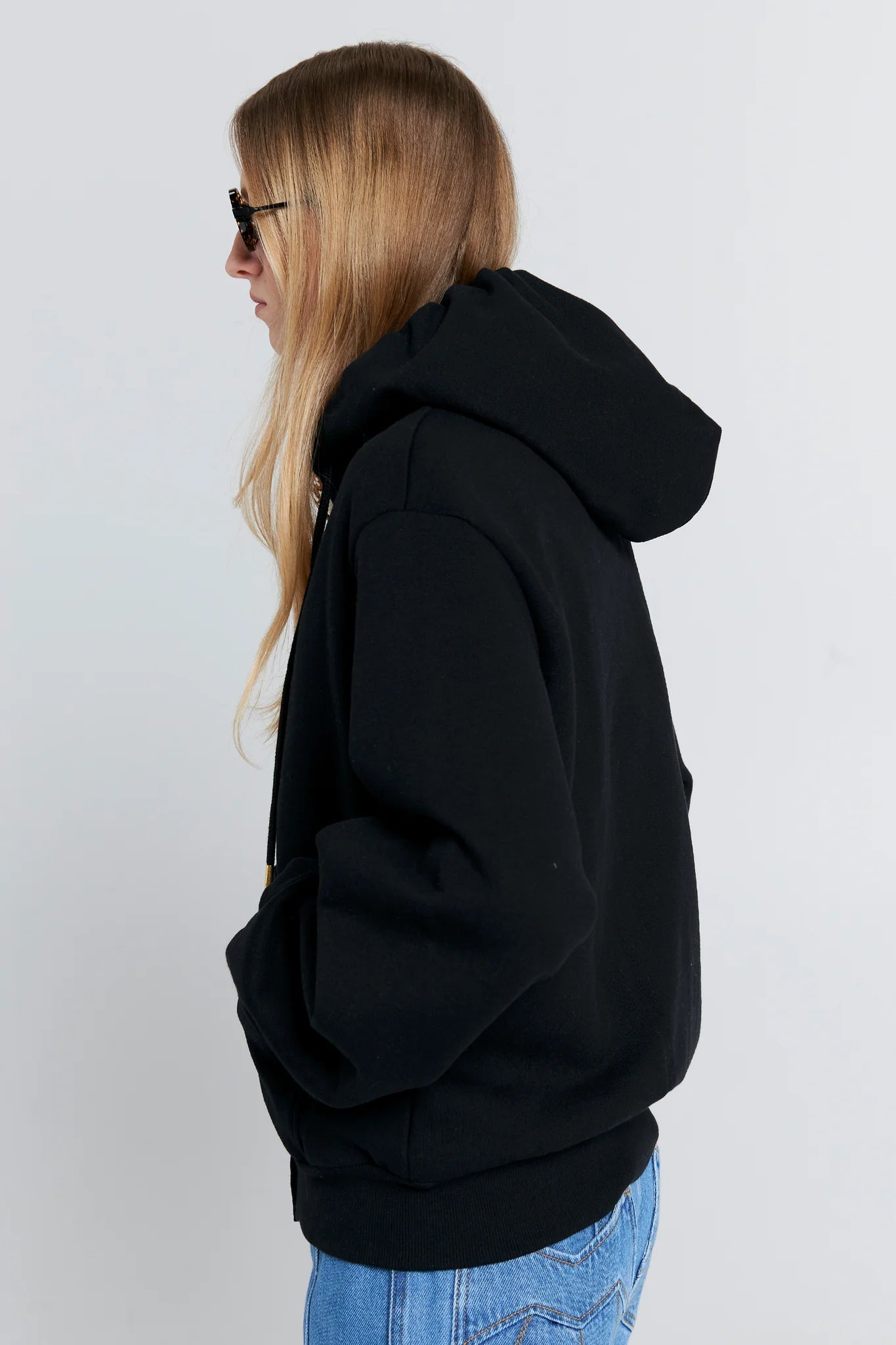 Runaway Girl Cropped OS Hoodie BLACK