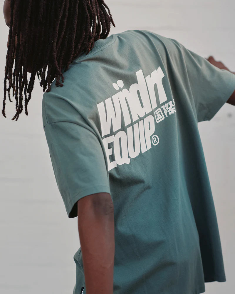 WNDRR // Slant Box Fit Tee DARK GREEN