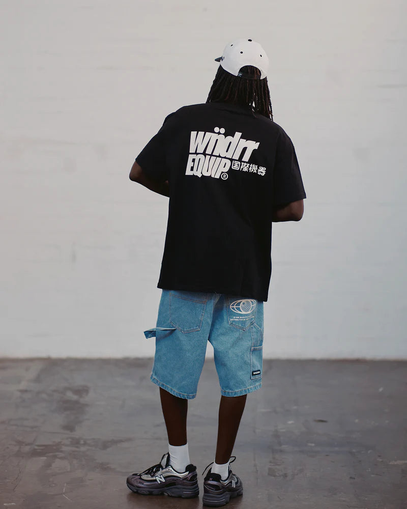 WNDRR // Slant Box Fit Tee BLACK