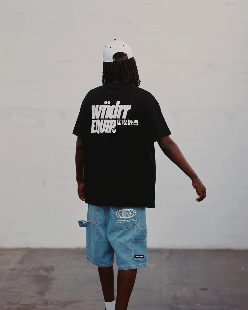 WNDRR // Slant Box Fit Tee BLACK