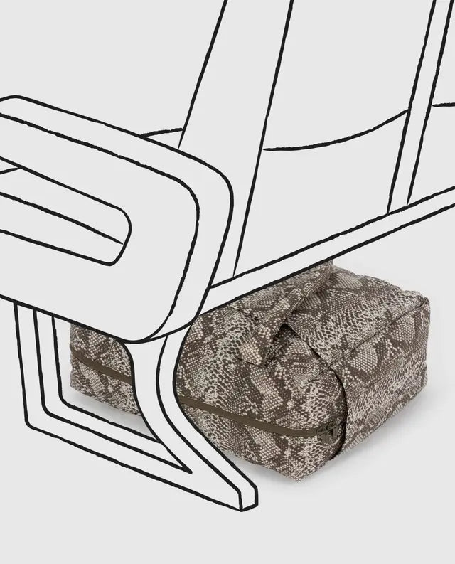 BAGGU // SMALL Cloud Carry-on SNAKESKIN