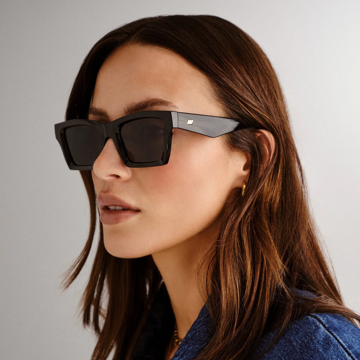 LE SPECS // SOMETHING BLACK