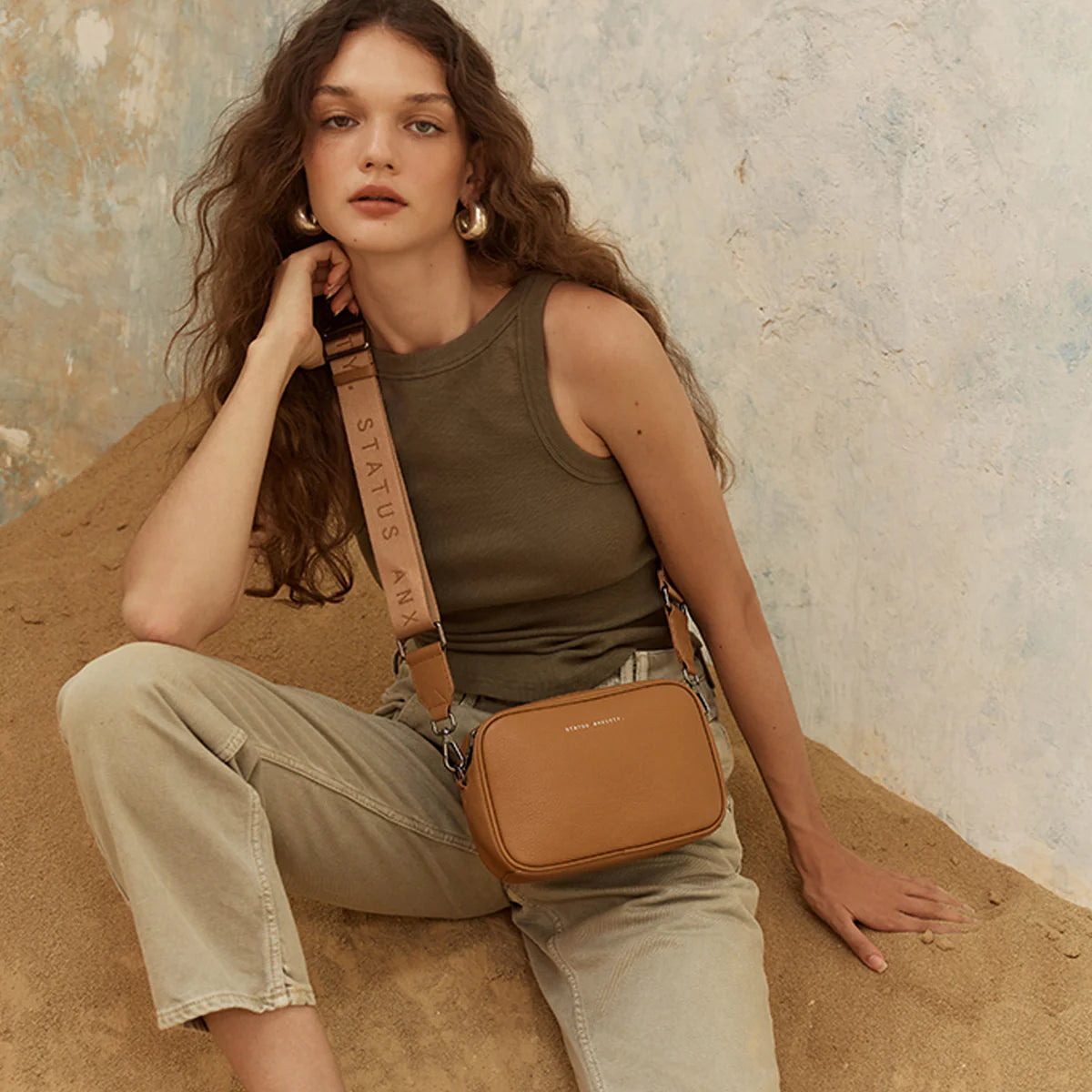 STATUS ANXIETY // Plunder With Webbed Strap Bag TAN