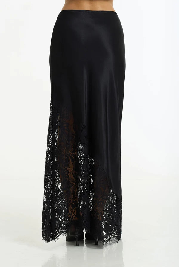 Softly Spoken Skirt BLACK LACE