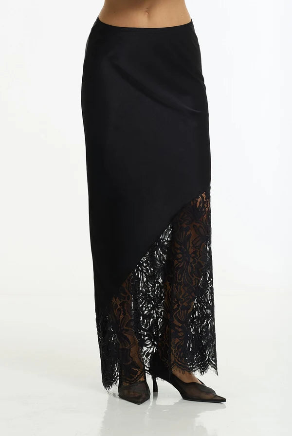 Softly Spoken Skirt BLACK LACE